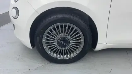 Photo 11 Fiat 500 Gén. II Ph1 MY22 Icône 3