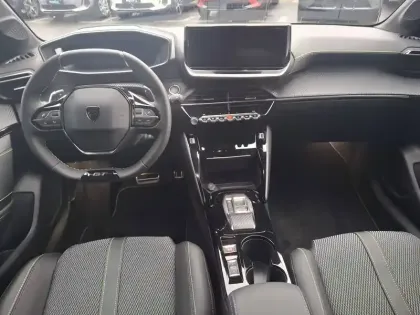 Photo 20 Peugeot 208  Hybrid 110 e-DCS6