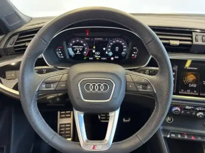 Photo 15 Audi Q3  Sportback 35 TFSI 150 ch S tronic 7