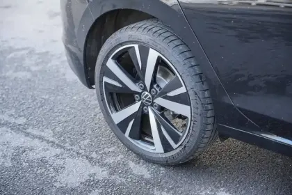 Photo 8 Volkswagen Golf  1.5 eHybrid 204 DSG6