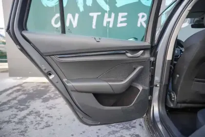 Photo 18 Skoda Octavia  Combi 2.0 TDI 150 ch SCR DSG7