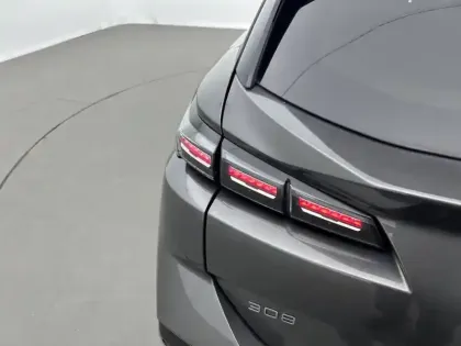 Photo 16 Peugeot 308  SW BlueHDi 130ch S&S EAT8