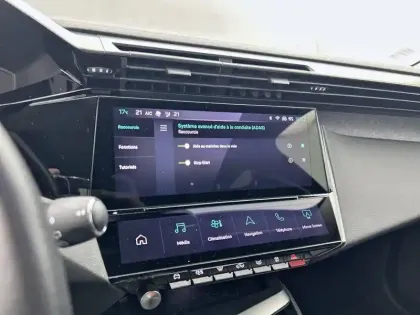 Photo 23 Peugeot 308  SW BlueHDi 130ch S&S EAT8