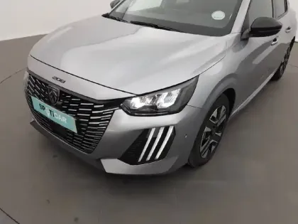 Photo 15 Peugeot 208  Hybrid 100 e-DCS6