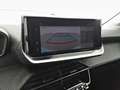 Photo 21 Peugeot 208  Hybrid 100 e-DCS6