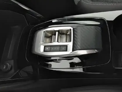 Photo 13 Peugeot 208  Hybrid 100 e-DCS6