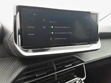 Photo 19 Peugeot 208  Hybrid 100 e-DCS6