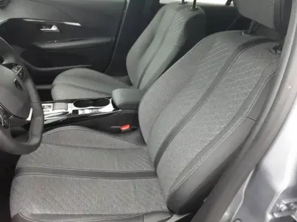 Photo 10 Peugeot 208  Hybrid 100 e-DCS6