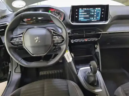 Photo 27 Peugeot 208  PureTech 75 S&S BVM5