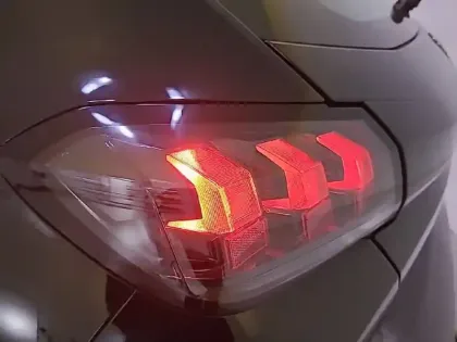 Photo 22 Peugeot 208  PureTech 75 S&S BVM5