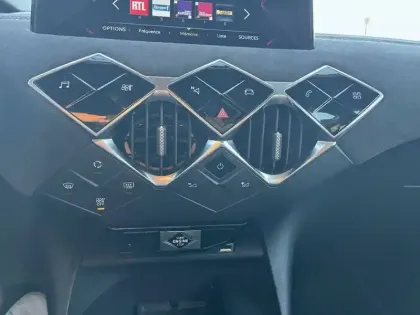 Photo 17 DS DS 3 DS3 Crossback PureTech 100 BVM6