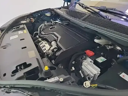 Photo 45 Peugeot 3008  Hybrid 136 e-DCS6