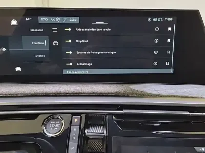 Photo 52 Peugeot 3008  Hybrid 136 e-DCS6