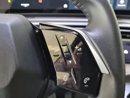 Photo 59 Peugeot 3008  Hybrid 136 e-DCS6