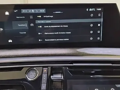 Photo 53 Peugeot 3008  Hybrid 136 e-DCS6