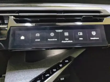 Photo 55 Peugeot 3008  Hybrid 136 e-DCS6