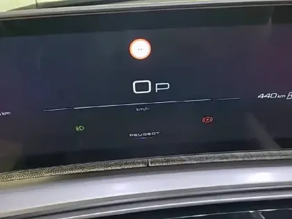 Photo 9 Peugeot 3008  Hybrid 136 e-DCS6