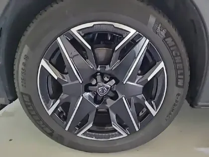 Photo 43 Peugeot 3008  Hybrid 136 e-DCS6