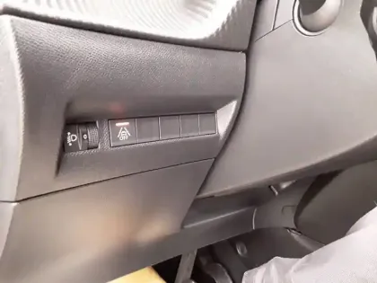 Photo 22 Peugeot 2008  PureTech 100 S&S BVM6