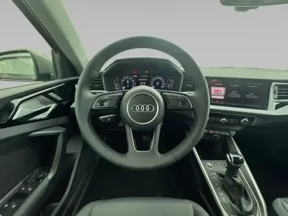 Photo 11 Audi A1  Sportback 25 TFSI 95 ch S tronic 7