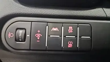 Photo 19 Kia Xceed  1.6 CRDi 136 ch ISG MHEV DCT7