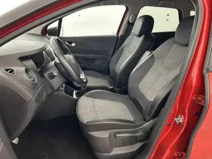 Photo 8 Renault Captur  TCe 90 Energy