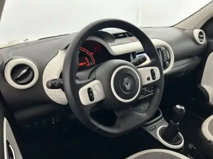 Photo 74 Renault Twingo  III SCe 65