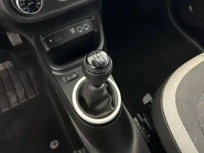 Photo 21 Renault Twingo  III SCe 65