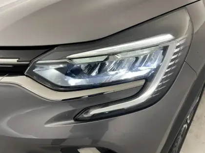 Photo 29 Renault Captur  E-Tech Plug-in 160