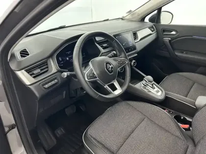 Photo 18 Renault Captur  E-Tech Plug-in 160