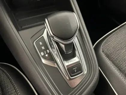 Photo 21 Renault Captur  E-Tech Plug-in 160