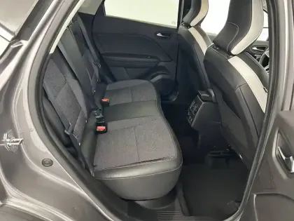 Photo 24 Renault Captur  E-Tech Plug-in 160