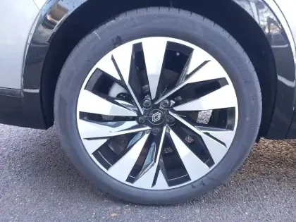 Photo 15 Renault Rafale  E-Tech full hybrid 200ch