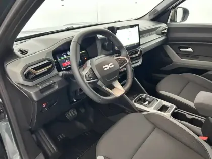 Photo 32 Dacia Duster  Hybrid 140