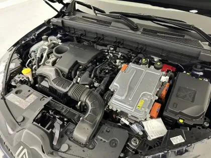 Photo 31 Renault Arkana  E-Tech full hybrid 145 GSR2