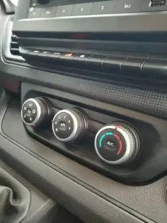 Photo 26 Renault Trafic  FGN L1H1 3T BLUE DCI 130 GSR2