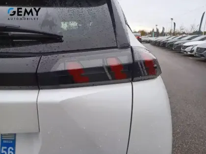 Photo 16 Peugeot 2008  Electrique 136 ch