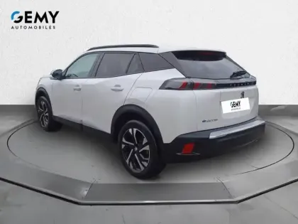 Photo 6 Peugeot 2008  Electrique 136 ch