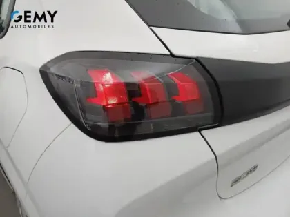 Photo 19 Peugeot 208  BLUEHDI 100 S&S BVM6