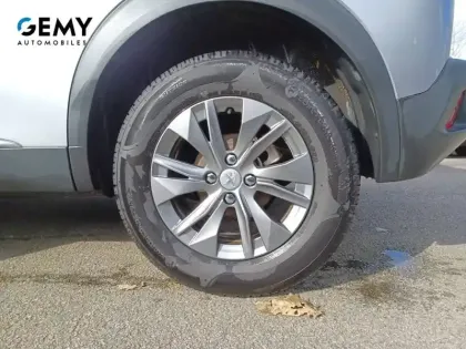 Photo 10 Peugeot 2008  PureTech 100 S&S BVM6
