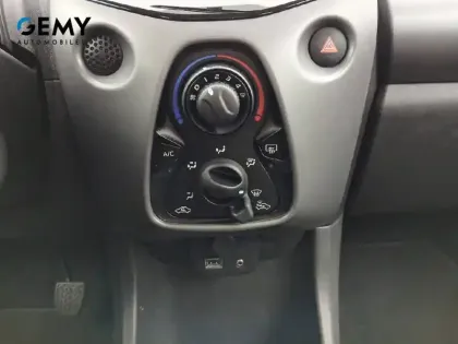 Photo 16 Toyota Aygo  1.0 VVT-i x-shift