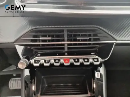 Photo 15 Peugeot 208  Hybrid 110 e-DCS6