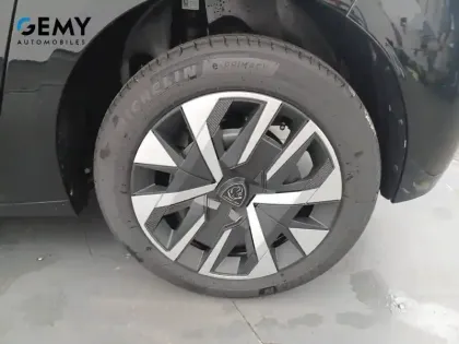 Photo 10 Peugeot 208  Hybrid 110 e-DCS6