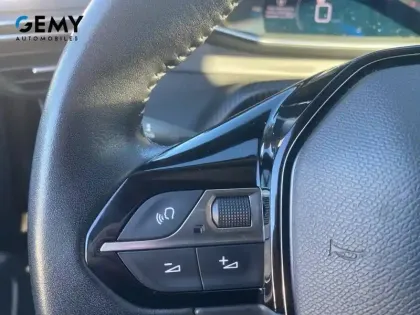 Photo 12 Peugeot 2008  PureTech 100 S&S BVM6