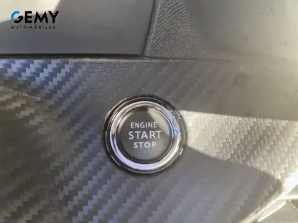 Photo 21 Peugeot 2008  PureTech 100 S&S BVM6