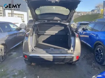 Photo 5 Peugeot 2008  PureTech 100 S&S BVM6