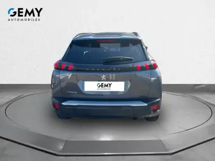 Photo 27 Peugeot 2008  PureTech 100 S&S BVM6