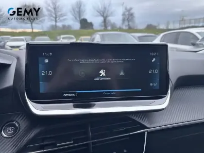 Photo 45 Peugeot 2008  BlueHDi 130 S&S EAT8