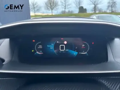 Photo 51 Peugeot 2008  BlueHDi 130 S&S EAT8