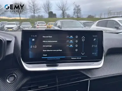 Photo 38 Peugeot 2008  BlueHDi 130 S&S EAT8